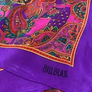 ⭐HOST PICK⭐💗Bill Blass Silk Scarf